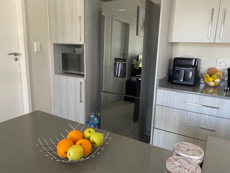 Modern, Corner One bedroom  Apartment for sale at 92 New - Photo 6