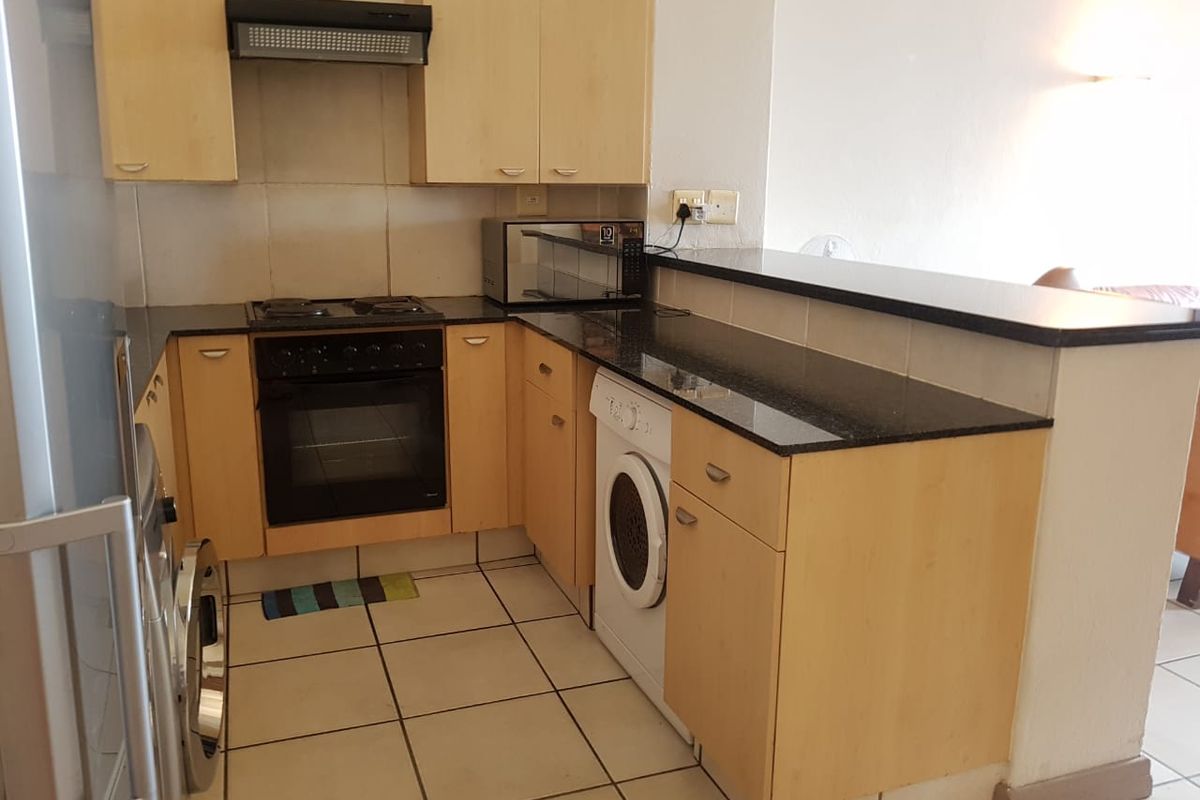 Penthouse 2 bed 2 bath sandton - Photo 2