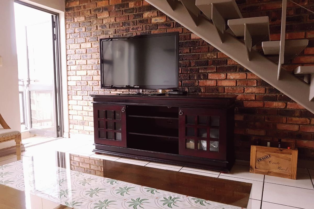 Penthouse 2 bed 2 bath sandton - Photo 3