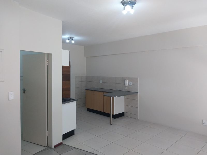 Bachelor Apartment For Sale In Auckland Park! - Photo 7