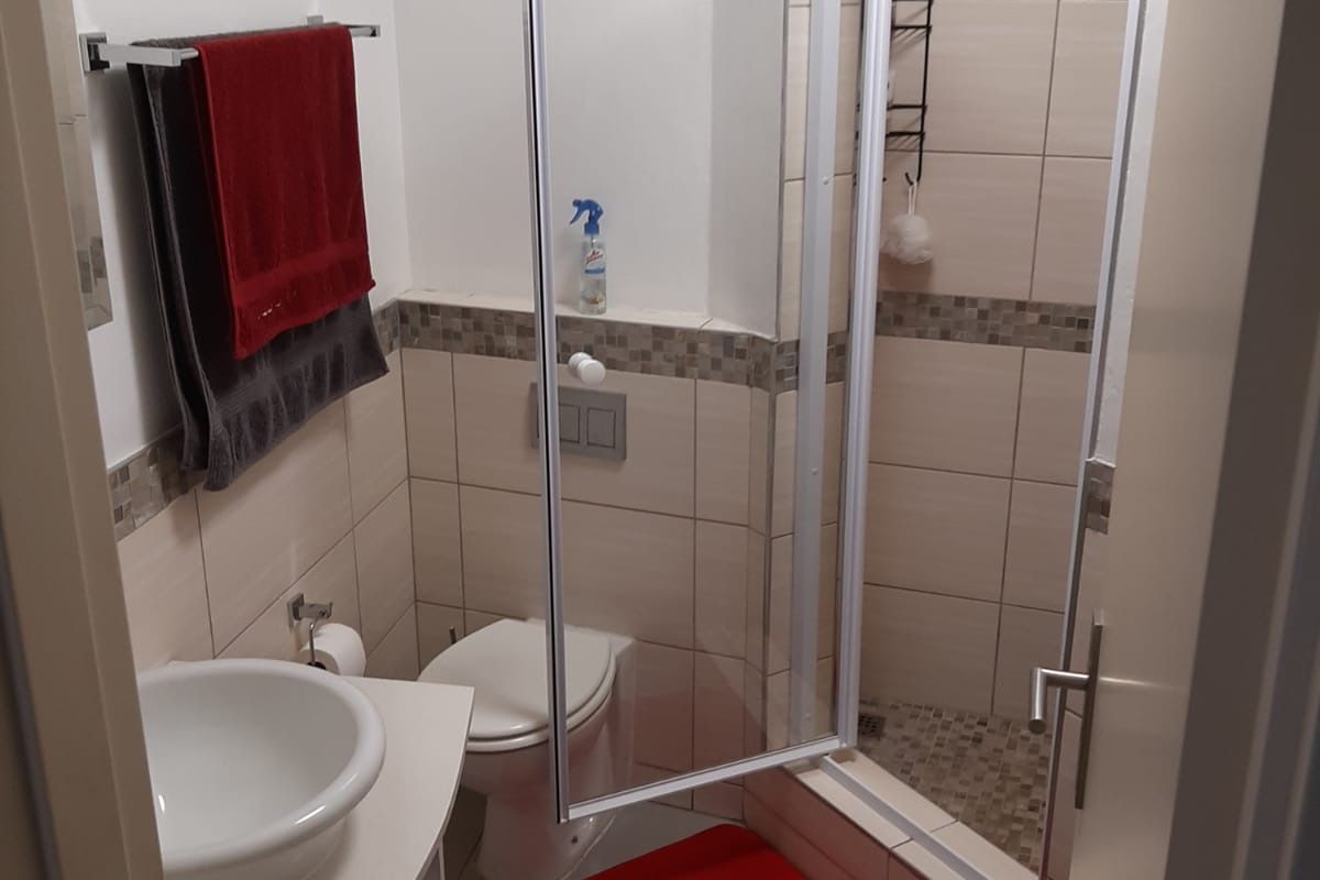 Bachelor Apartment for Sale – Duncan Court - Photo 2