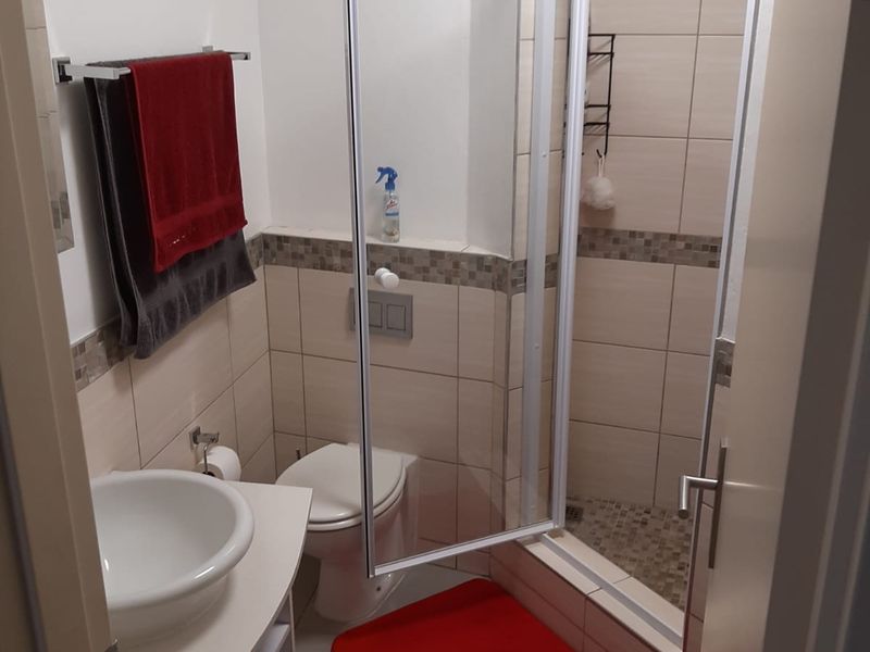 Bachelor Apartment for Sale – Duncan Court - Photo 2