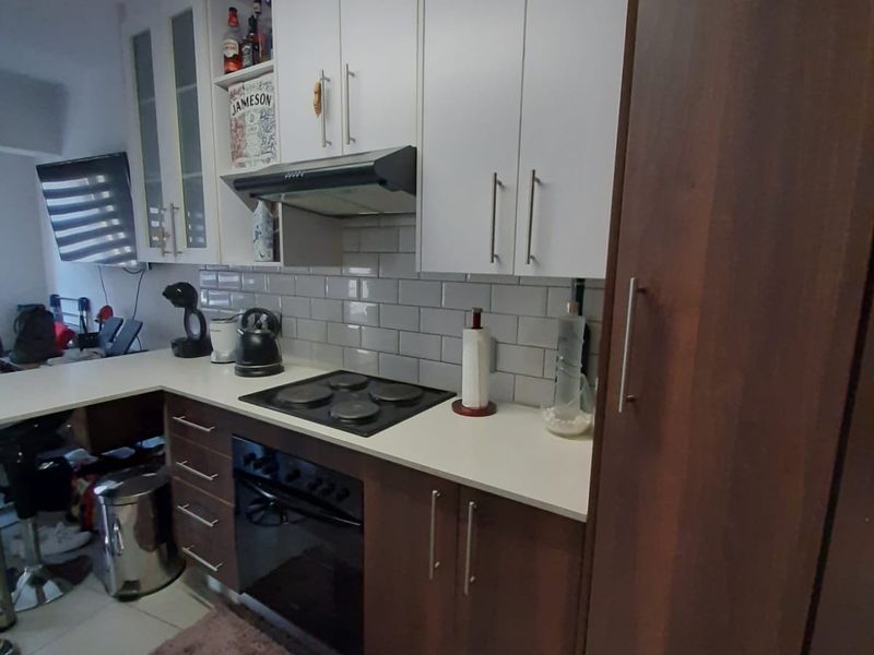 Bachelor Apartment for Sale – Duncan Court - Photo 4