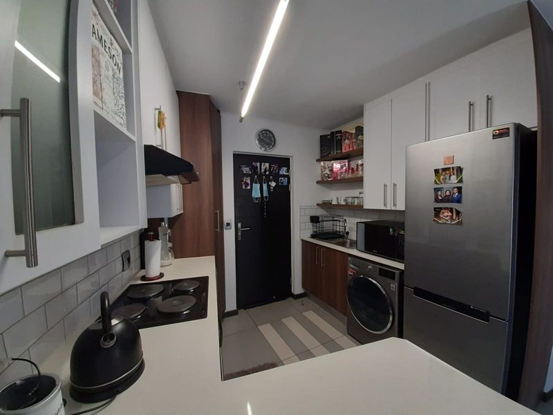 Bachelor Apartment for Sale – Duncan Court - Photo 3