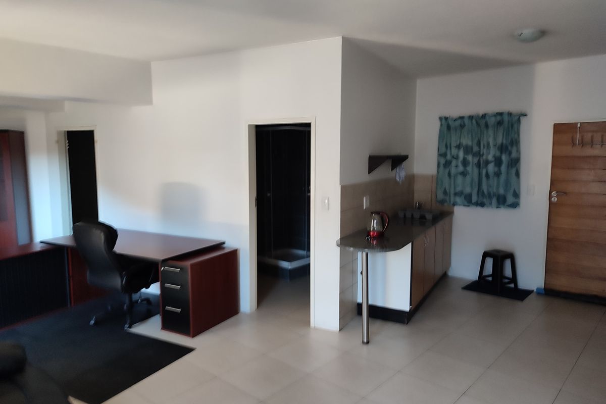 One Bedroom Apartment For Sale - Photo 4