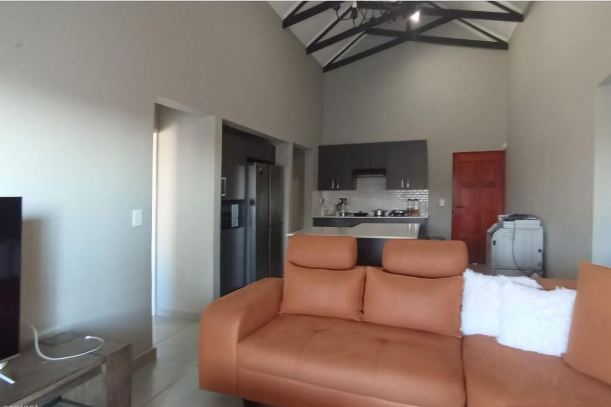 Stunning 3-bedroom Freehold home in Montana Park, Pretoria - Photo 5