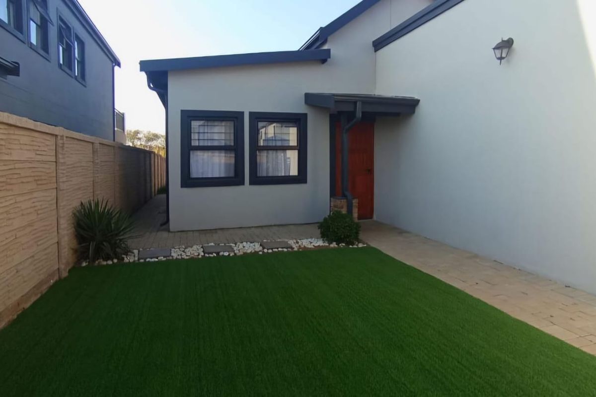 Stunning 3-bedroom Freehold home in Montana Park, Pretoria - Photo 2