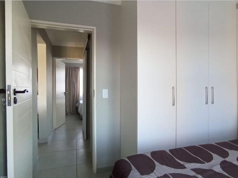 Stunning 3-bedroom Freehold home in Montana Park, Pretoria - Photo 9