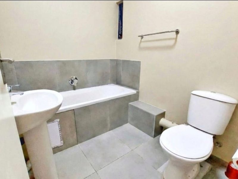 Stunning 2-Bedroom Apartment for Sale in Waterfall Ridge Midrand - Photo 9