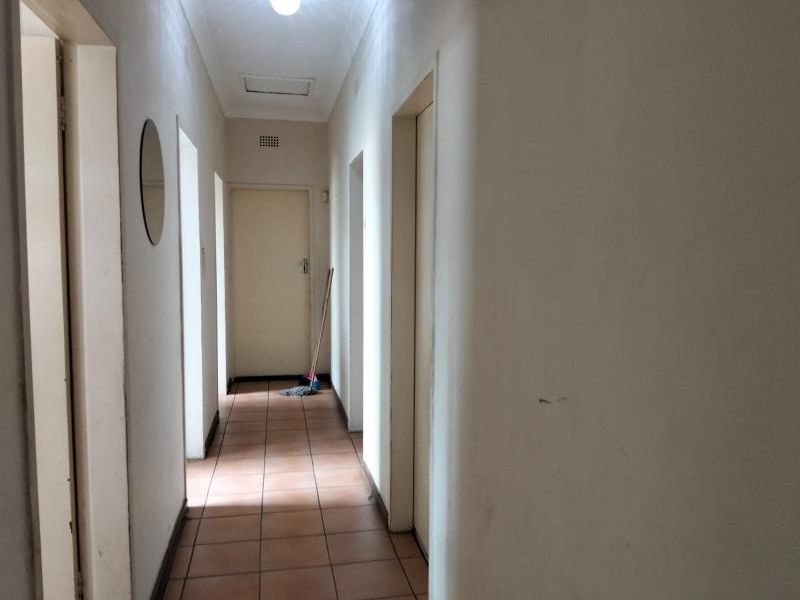 THREE BEDROOMED HOUSE FOR SALE - Photo 7