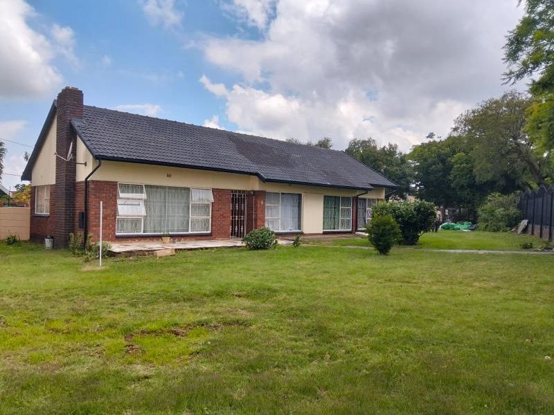 THREE BEDROOMED HOUSE FOR SALE - Photo 6