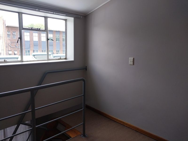 1 Bedroom Loft For Sale In Auckland Park - Photo 3