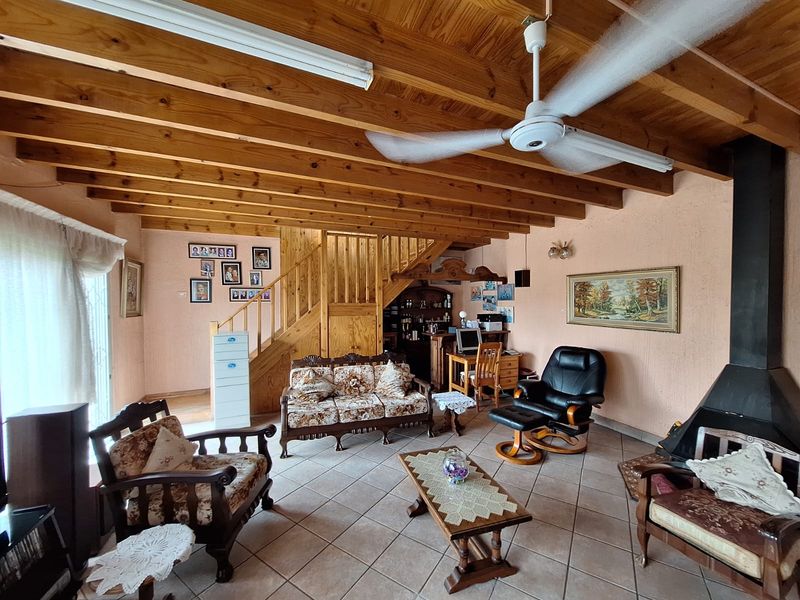 Charming 3-bedroom house for sale in Erasmia, Centurion – perfect for families and investors alike! - Photo 4