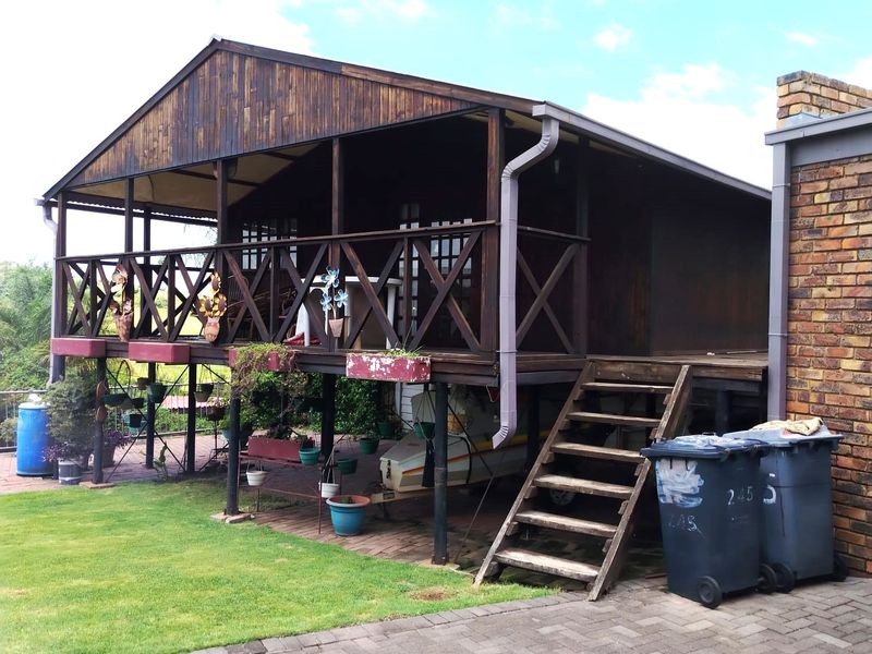 Charming 3-bedroom house for sale in Erasmia, Centurion – perfect for families and investors alike! - Photo 9