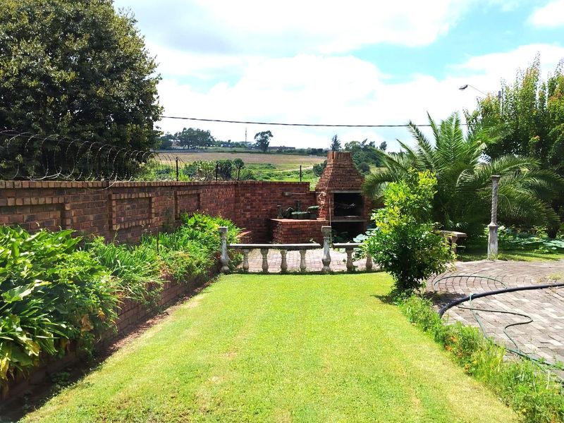 Charming 3-bedroom house for sale in Erasmia, Centurion – perfect for families and investors alike! - Photo 2