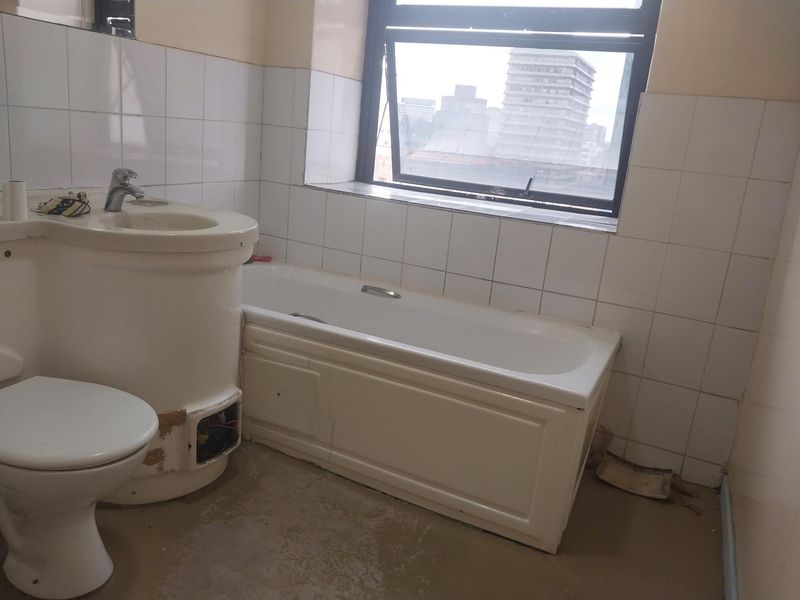1 Bedroom For Sale In CBD - Photo 7