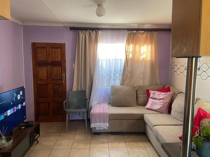 2-bedroom house for sale in Cosmo City, Perfect for first-time buyers and Investors Alike! - Photo 4
