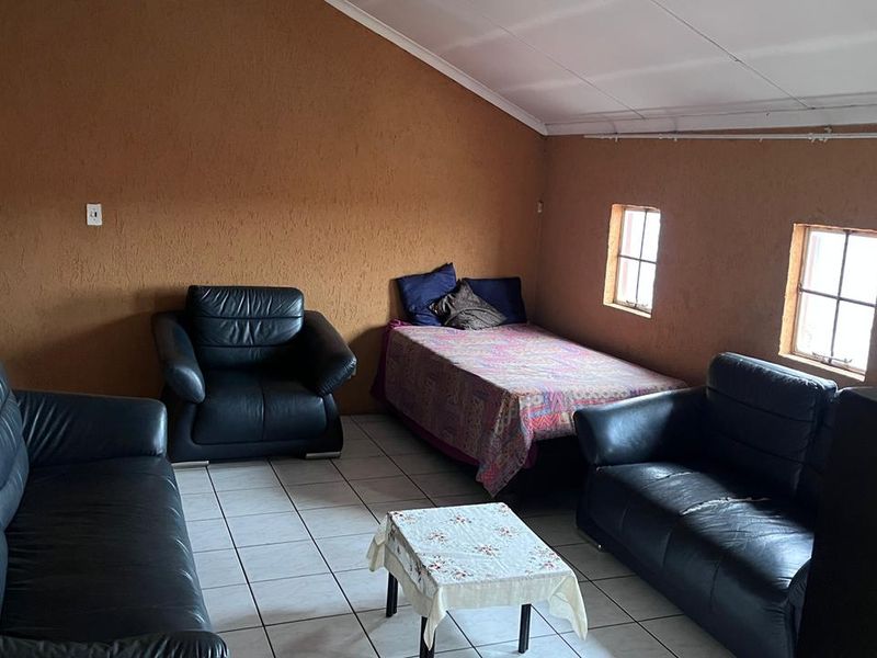 Spacious 5 Bedroom Home In Ormonde - Photo 10