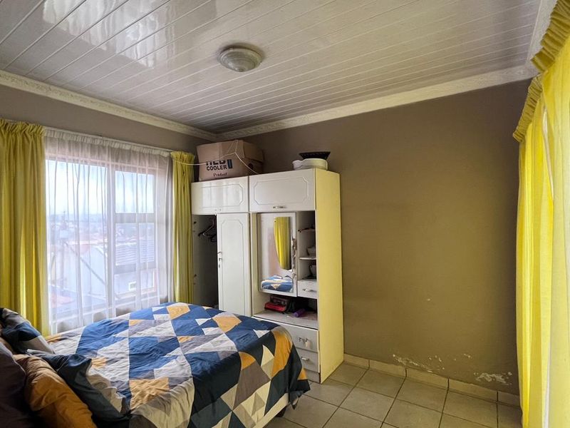 Spacious 5 Bedroom Home In Ormonde - Photo 9