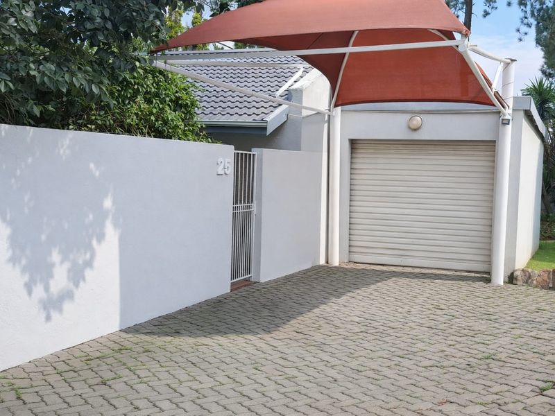 Prime Investment in Buccleuch – Large Garden & Great Security - Photo 4