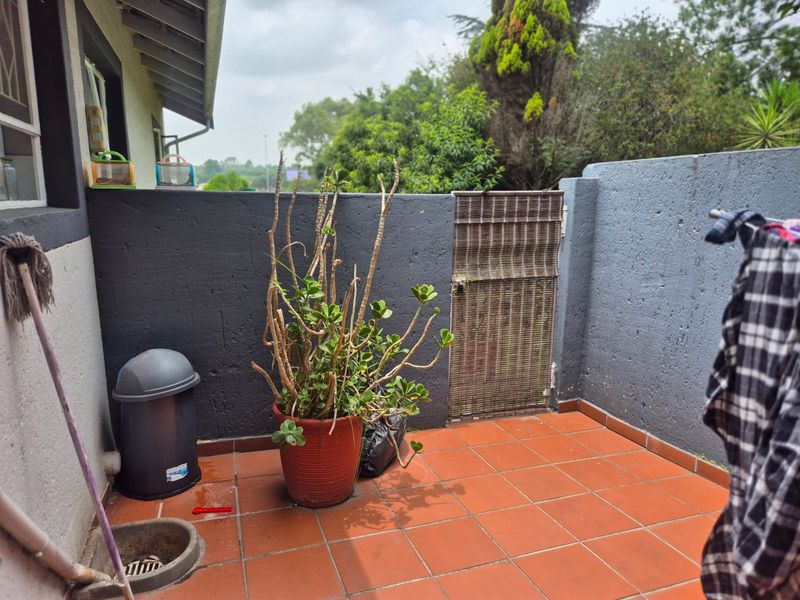Prime Investment in Buccleuch – Large Garden & Great Security - Photo 10