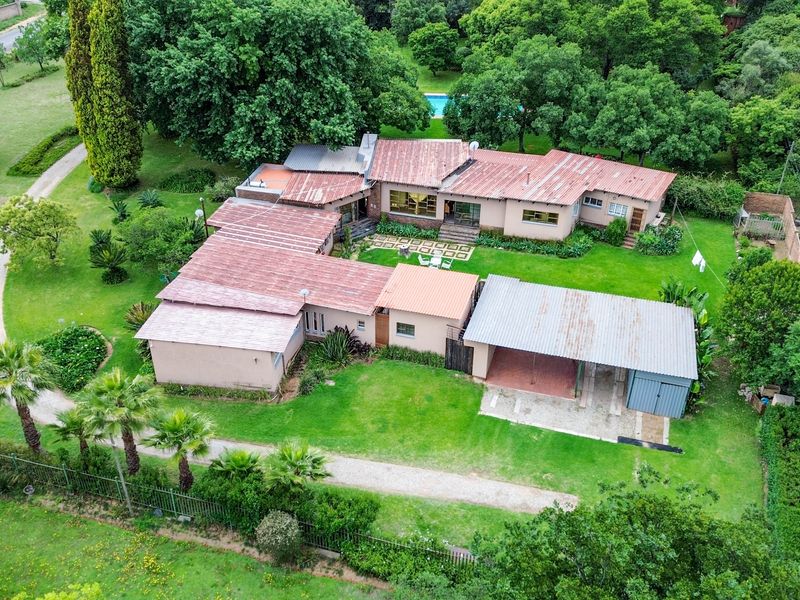 Charming 6-bedroom spacious property in Glen Austin AH, Midrand - Photo 7