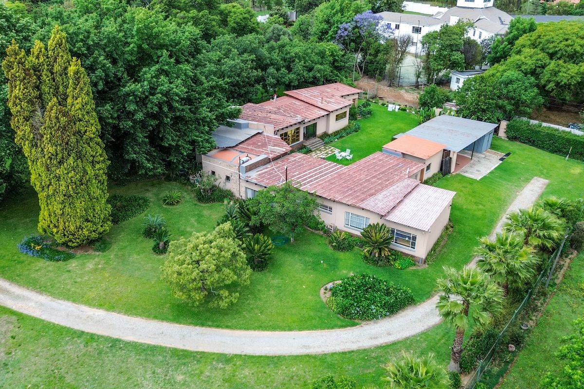 Charming 6-bedroom spacious property in Glen Austin AH, Midrand - Photo 5