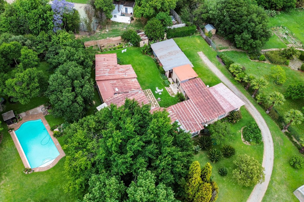 Charming 6-bedroom spacious property in Glen Austin AH, Midrand - Photo 3