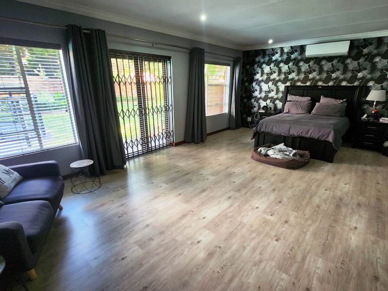 EXCLUSIVE, ELEGANT, EXCITING - Photo 3