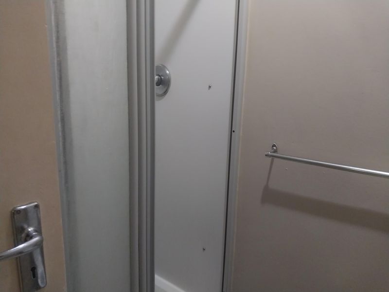 Bachelor Apartment For Sale In Johannesburg Central! - Photo 9
