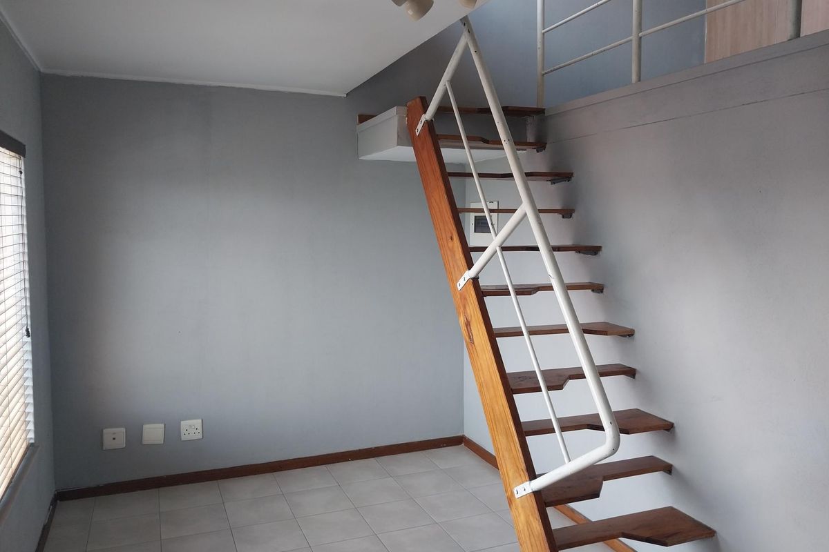 1.5 Bedroom Loft For Sale At Melville Mews - Photo 3