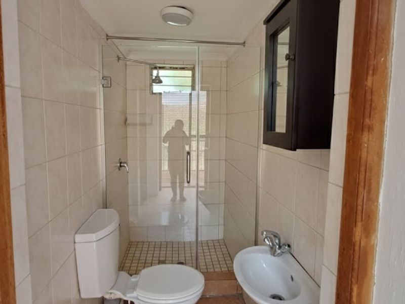 Charming freestanding 5 bedroom for sale in Northwold, Randburg your dream oasis awaits!!!!! - Photo 9