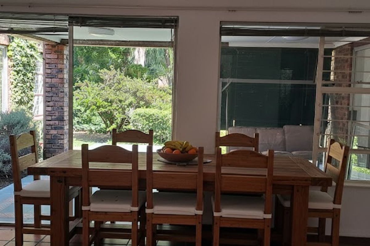 Charming freestanding 5 bedroom for sale in Northwold, Randburg your dream oasis awaits!!!!! - Photo 4