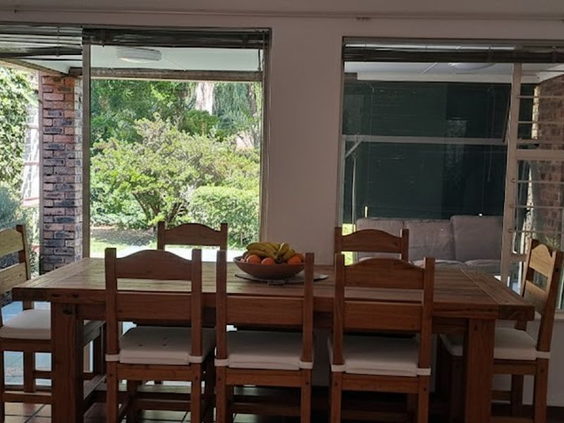 Charming freestanding 5 bedroom for sale in Northwold, Randburg your dream oasis awaits!!!!! - Photo 4