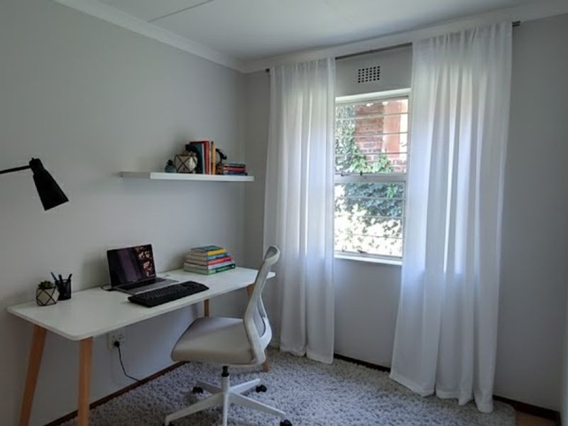 Charming freestanding 5 bedroom for sale in Northwold, Randburg your dream oasis awaits!!!!! - Photo 10