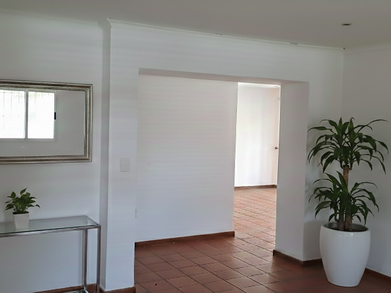 Charming freestanding 5 bedroom for sale in Northwold, Randburg your dream oasis awaits!!!!! - Photo 2