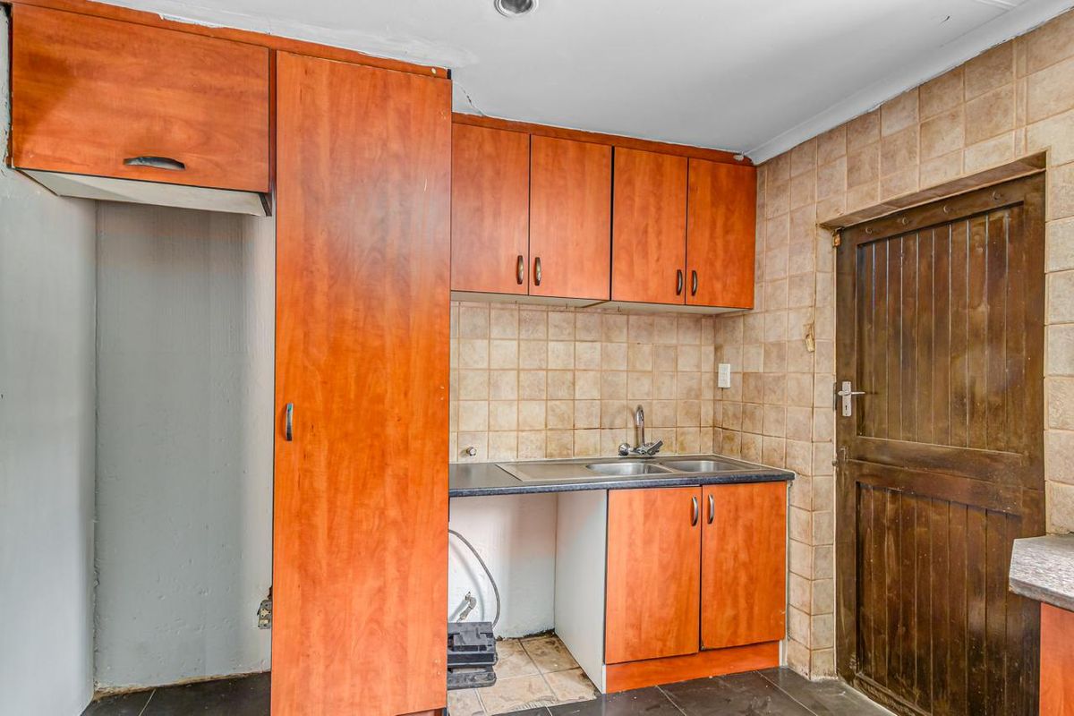 Old Home, New Possibilities - Photo 4