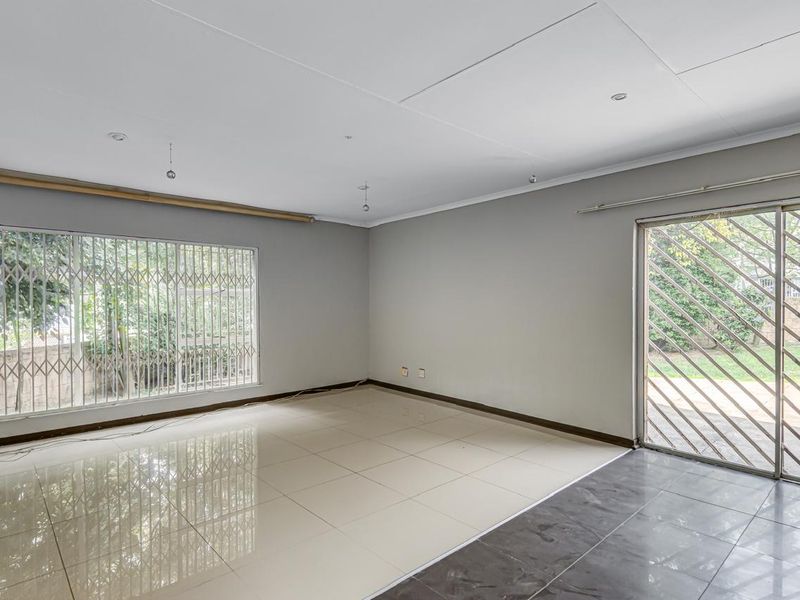 Old Home, New Possibilities - Photo 10