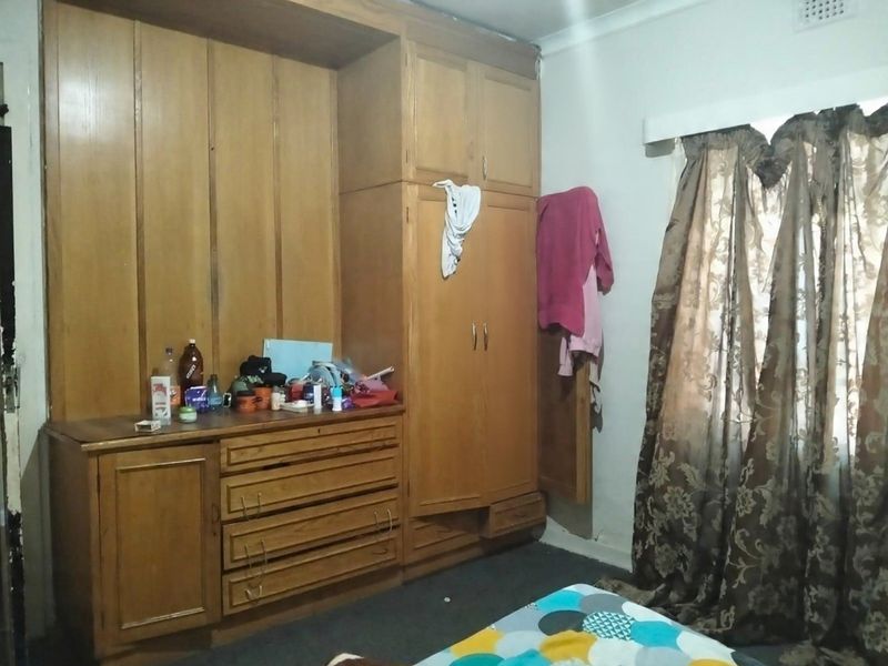 THREE BEDROOMS HOUSE FOR SALE IN TOWNSVIEW - Photo 6