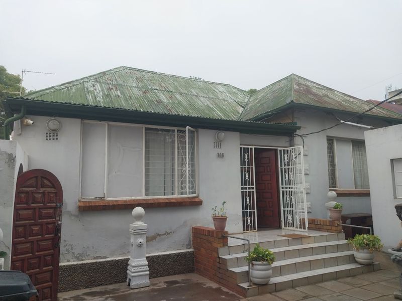 Guest House Investment Opportunity In Bellevue East - Photo 2