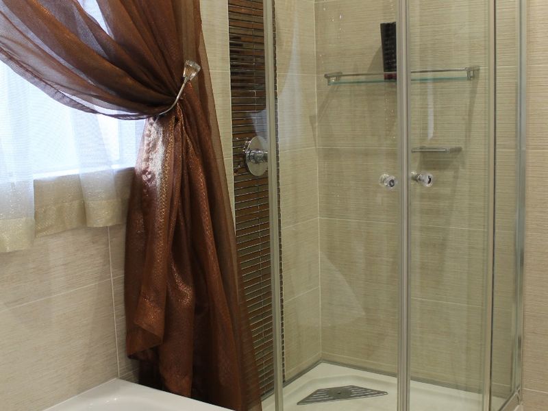 Apartment For Sale In Johannesburg - Photo 6