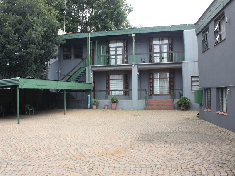 Ideal Student  accommodation in Auckland Park - Photo 4