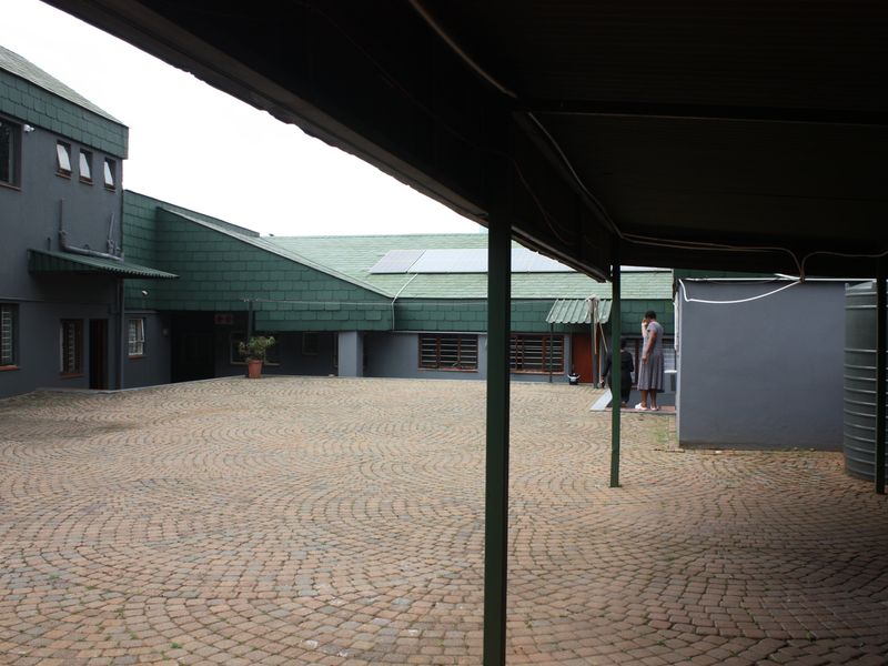 Ideal Student  accommodation in Auckland Park - Photo 2