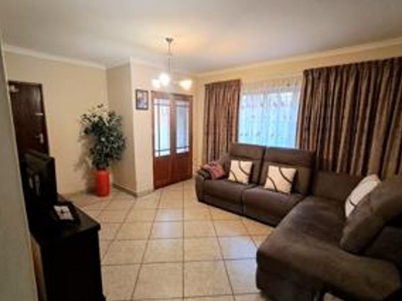 3 Bedroom House for sale in Ninapark - Photo 6