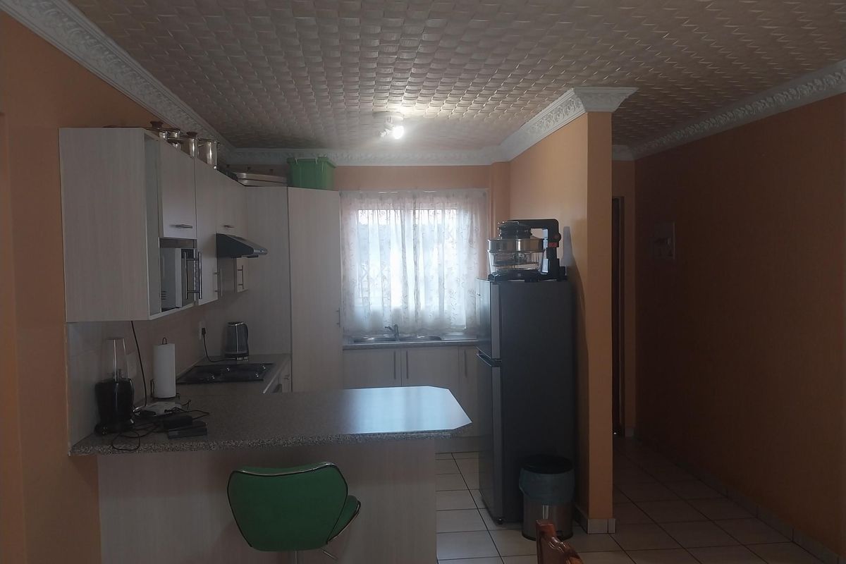 You Won't Believe This, 2 Bedroom Is Selling Quietly! - Photo 3