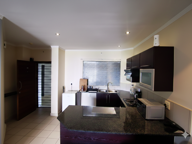 Sophisticated One-Bedroom Apartment with Panoramic Views Sandton - Photo 5
