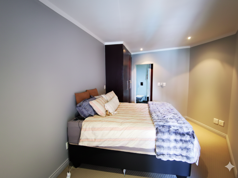 Sophisticated One-Bedroom Apartment with Panoramic Views Sandton - Photo 7