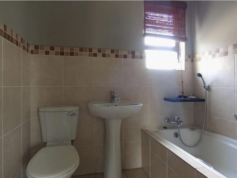 Stunning 3-bedroom sectional title in Montana Park, Pretoria – modern living with convenience awaits - Photo 6