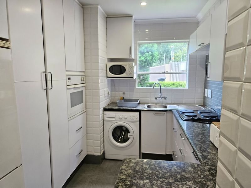 2 Bed, 2 Bathroom Apartment- Sandton - Photo 3