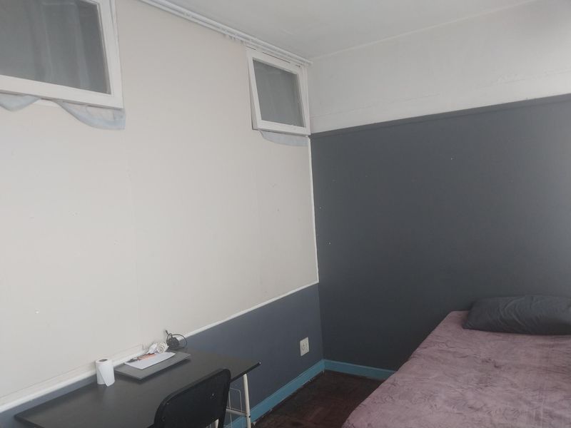 Apartment For Sale In Johannesburg - Photo 10